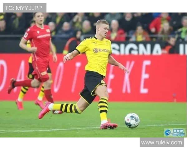 哈兰德:从天赋少年到足球巨星的崛起之路 哈兰德:从天赋少年到足球巨星的崛起之路