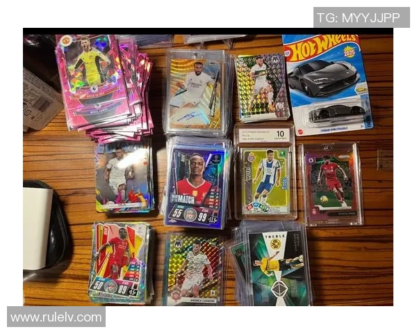 夜市球星卡热潮下足球收藏文化与年轻群体互动新趋势